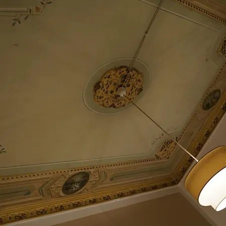 Oda ve Kahvaltı Bella Palermo