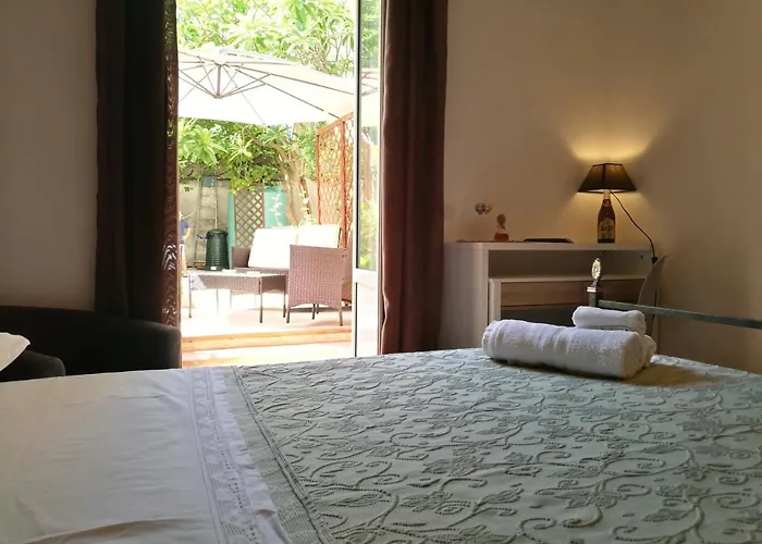 Bella Bed & Breakfast