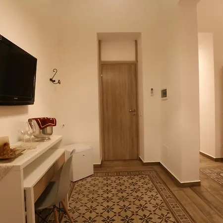 Bella Bed & Breakfast 2*