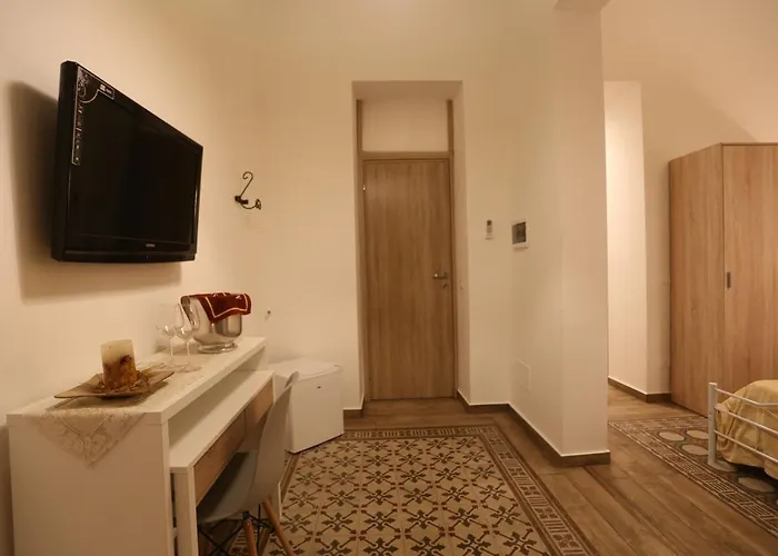 Bella Bed & Breakfast 3*